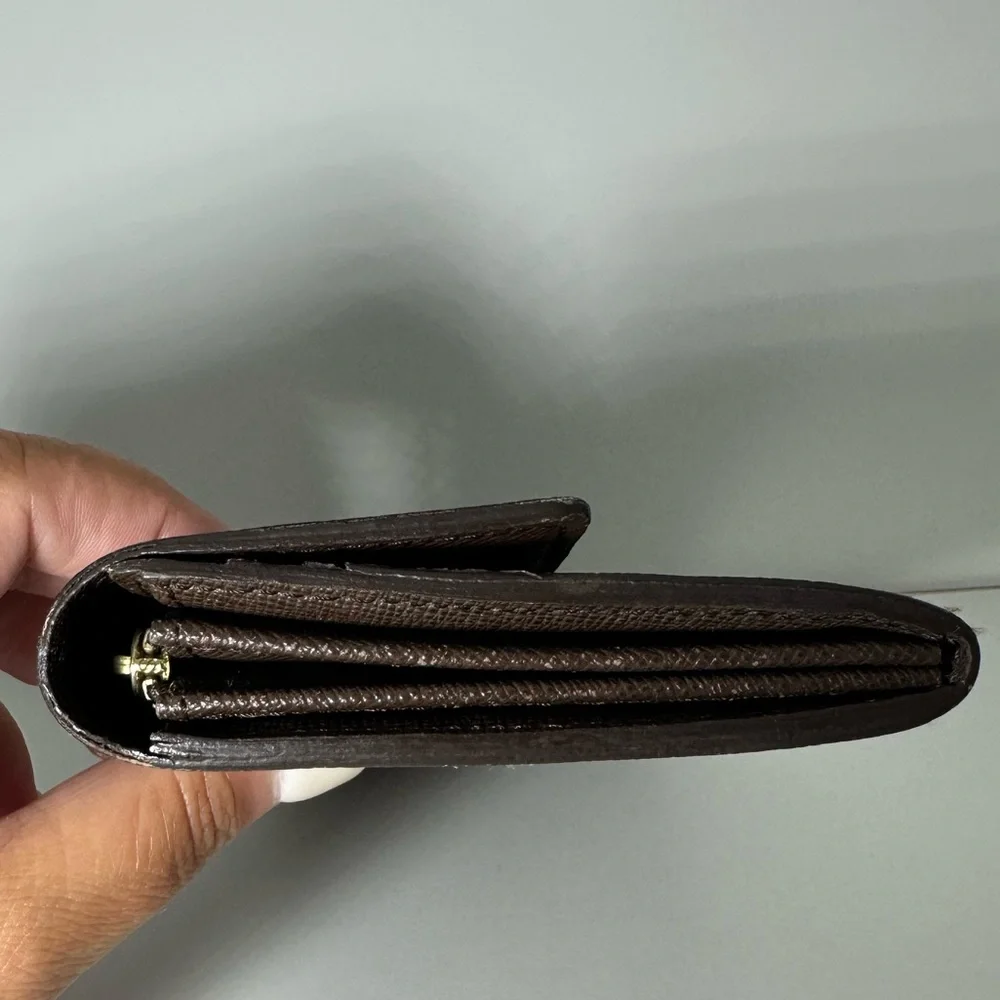 Louis Vuitton Damier Ebene Sarah wallet
